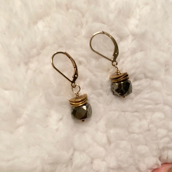 Gold Tone Chrome Rock Dangling Earrings Accessory Layer - Picture 5 of 13